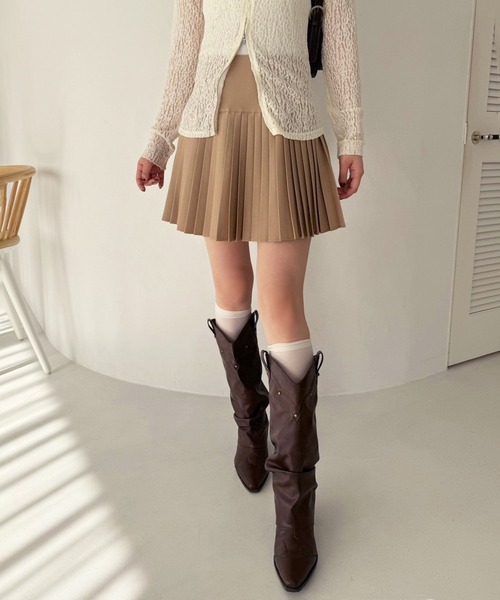 one after another NICE CLAUP（ワンアフターアナザーナイスクラップ）の「プレート付きプリーツミニスカート（スカート・レディース・チャコールグレー/オフホワイト/ベージュ/ネイビー・MEDIUM/SMALL）」の22枚目の写真