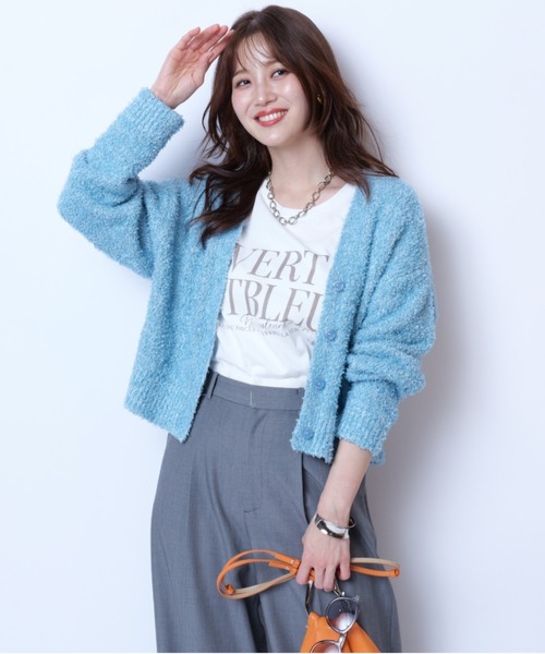JUSGLITTY(ジャスグリッティー)の「クロップドロゴTシャツ(Tシャツ/カットソー・レディース・ネイビー/モカ/ホワイト/チャコールグレー/ホワイト系その他・2)」の18枚目の写真