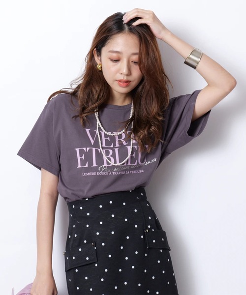 【新品・タグ付き】JUSGLITTY クロップドロゴスウェット クロップドロゴTシャツ（Tシャツ/カットソー）｜JUSGLITTY