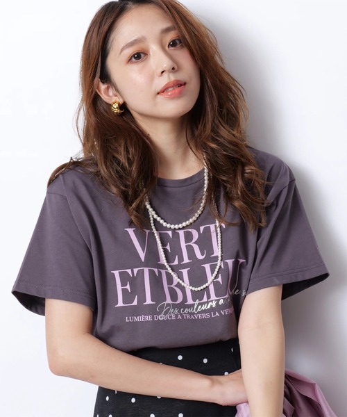 【新品タグ付き】JUSGLITTY クロップドロゴTシャツ JUSGLITTY（ジャスグリッティー）の「クロップドロゴTシャツ（T