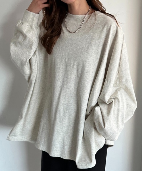 apres jour mignon（アプレジュールミニョン）の「袖ボリュームロンT（Tシャツ/カットソー・レディース・ネイビー/レッド/オフホワイト/ピンク/イエロー/ブラック系その他/ナチュラル・SMALL/X-LARGE）」の3枚目の写真