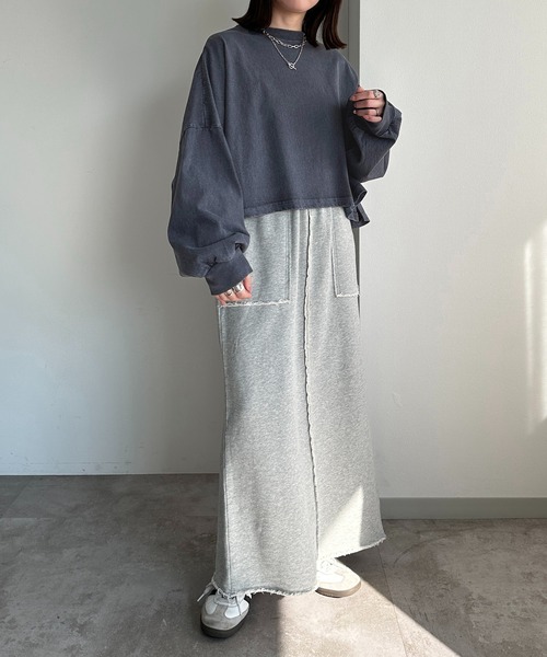 apres jour mignon（アプレジュールミニョン）の「袖ボリュームロンT（Tシャツ/カットソー・レディース・ネイビー/レッド/オフホワイト/ピンク/イエロー/ブラック系その他/ナチュラル・SMALL/X-LARGE）」の9枚目の写真