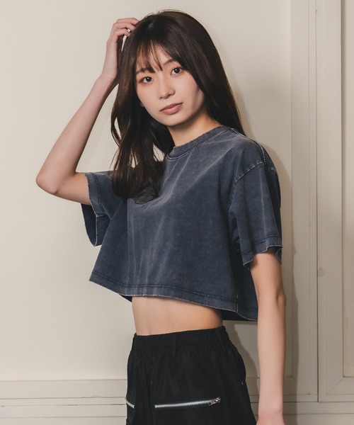 madrepadre(マドレパドレ)の「ヴィンテージウォッシュピグメントダイクロップドTシャツ(Tシャツ/カットソー・レディース・ネイビー/パープル/ブラック・MEDIUM/LARGE)」の2枚目の写真