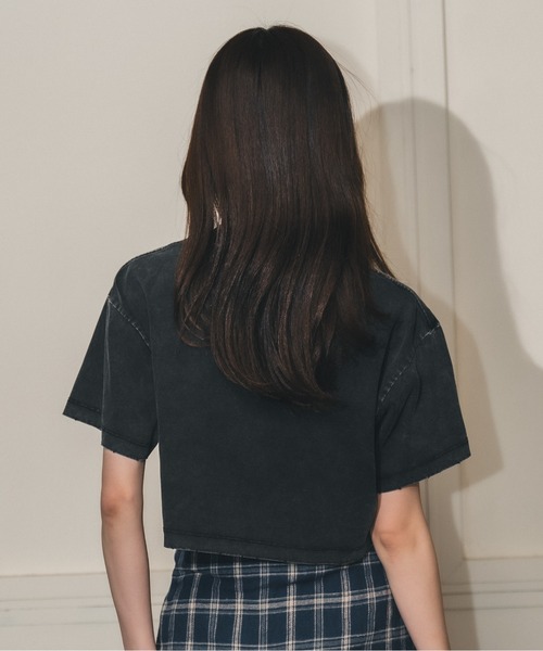 madrepadre(マドレパドレ)の「ヴィンテージウォッシュピグメントダイクロップドTシャツ(Tシャツ/カットソー・レディース・ネイビー/パープル/ブラック・MEDIUM/LARGE)」の7枚目の写真