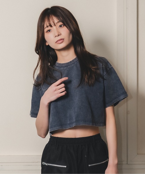 madrepadre(マドレパドレ)の「ヴィンテージウォッシュピグメントダイクロップドTシャツ(Tシャツ/カットソー・レディース・ネイビー/パープル/ブラック・MEDIUM/LARGE)」の11枚目の写真
