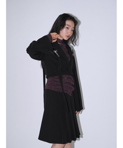 Uenui（ウニュイ）の「リボンチャーム 取り外し可能 ショートジャケット（テーラードジャケット・レディース・ブラック/グレー・FREE）」の14枚目の写真