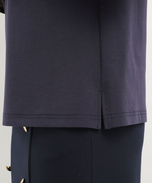 Andemiu(アンデミュウ)の「イソザイラッフルカット325575(Tシャツ/カットソー・レディース・ブラック/オフホワイト/ネイビー・FREE)」の8枚目の写真