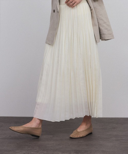 SALON adam et rope'（サロン アダム エ ロペ）の「【WEB限定】麻混シアースラブプリーツスカート（スカート・レディース・オフホワイト/チャコールグレー・FREE）」の10枚目の写真
