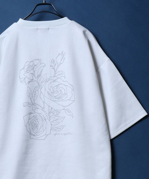 ANPAS(アンパス)の「Faux Suede Flower Embroidery&Back Print T-shirt/フェイクスエード フラワーデザイン 半袖 Tシャツ レディース メンズ(Tシャツ/カットソー・メンズ・ライトグレー/オフホワイト/チャコール・M/L)」の2枚目の写真
