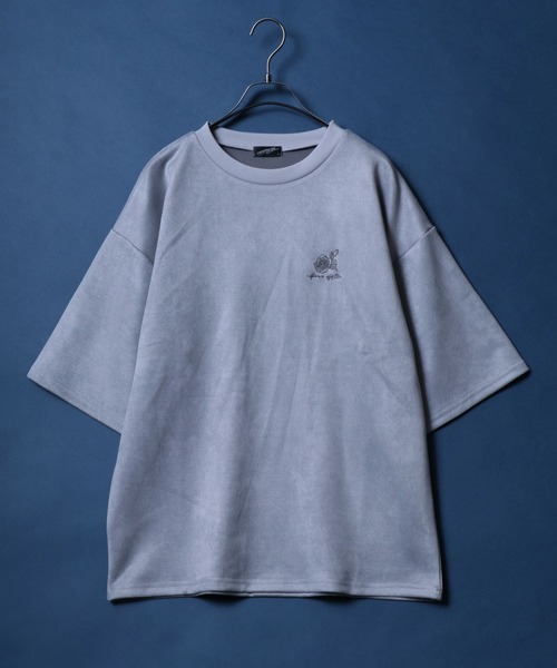 ANPAS(アンパス)の「Faux Suede Flower Embroidery&Back Print T-shirt/フェイクスエード フラワーデザイン 半袖 Tシャツ レディース メンズ(Tシャツ/カットソー・メンズ・ライトグレー/オフホワイト/チャコール・M/L)」の6枚目の写真