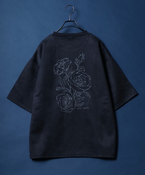 ANPAS(アンパス)の「Faux Suede Flower Embroidery&Back Print T-shirt/フェイクスエード フラワーデザイン 半袖 Tシャツ レディース メンズ(Tシャツ/カットソー・メンズ・ライトグレー/オフホワイト/チャコール・M/L)」の9枚目の写真