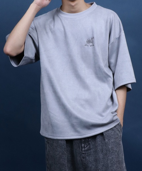 ANPAS(アンパス)の「Faux Suede Flower Embroidery&Back Print T-shirt/フェイクスエード フラワーデザイン 半袖 Tシャツ レディース メンズ(Tシャツ/カットソー・メンズ・ライトグレー/オフホワイト/チャコール・M/L)」の15枚目の写真