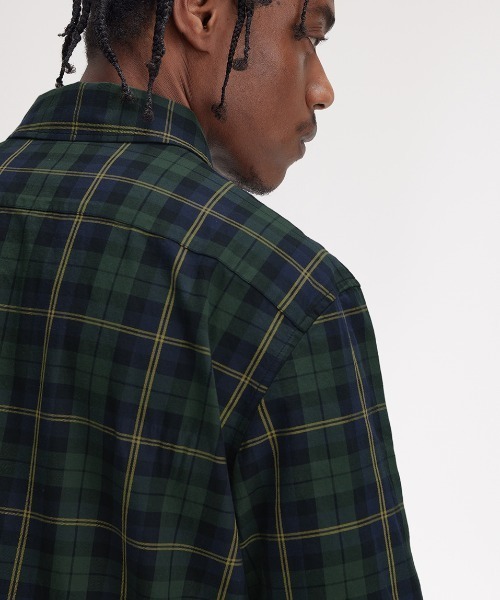 FRED PERRY（フレッドペリー）の「Tartan Twill Short Sleeve Shirt／タータンツイル半袖シャツ（シャツ/ブラウス・メンズ・ネイビー・S/M/L）」の8枚目の写真