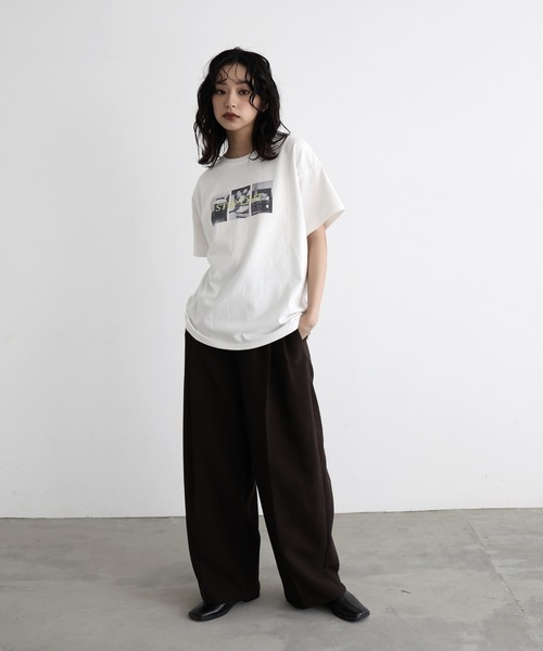 hellam(へラム)の「ネオンロゴフォトプリントTシャツ(Tシャツ/カットソー・レディース・ホワイト×グリーン/ホワイト×ブルー/ホワイト×イエロー・FREE)」の16枚目の写真