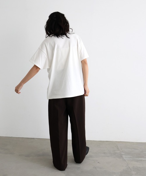 hellam(へラム)の「ネオンロゴフォトプリントTシャツ(Tシャツ/カットソー・レディース・ホワイト×グリーン/ホワイト×ブルー/ホワイト×イエロー・FREE)」の18枚目の写真