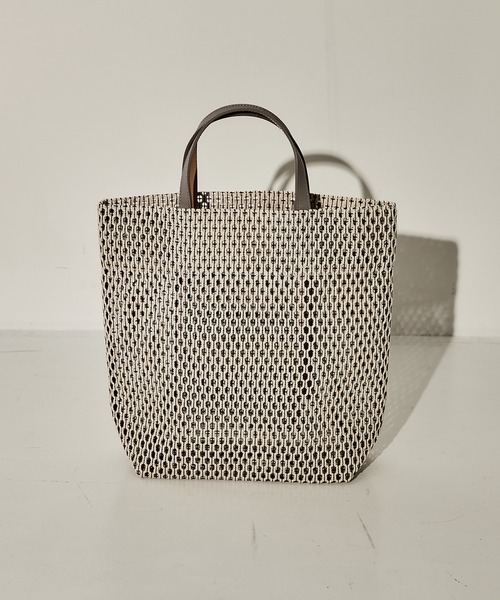 MARY AL TERNA（メアリオルターナ）の「【MARY AL TERNA/メアリオルターナ】GAP TOTE BAG/トートバッグ（トートバッグ・レディース・ブラック/ライトグレー/ブラック系その他2・FREE）」の8枚目の写真