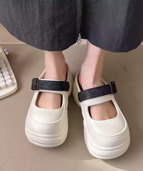 Teem Store（チームストア）の「ボリュームソールストラップ 厚底EVAサンダル（サンダル・レディース・ホワイト/ブラック/ベージュ/ホワイト系・S/M/L）」の13枚目の写真