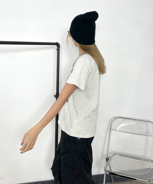 non-hedge(ノンヘッジ)の「転写プリントTシャツ(Tシャツ/カットソー・レディース・ブラック/グレー/オフホワイト/オートミール・FREE)」の7枚目の写真