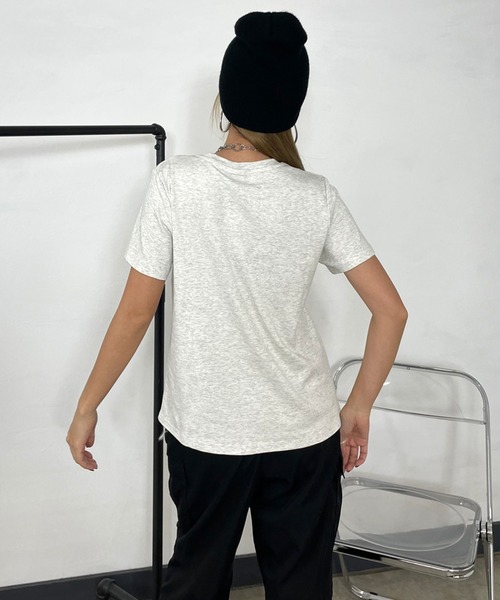 non-hedge(ノンヘッジ)の「転写プリントTシャツ(Tシャツ/カットソー・レディース・ブラック/グレー/オフホワイト/オートミール・FREE)」の8枚目の写真