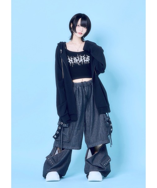 Hauls(ハウルズ)の「病みかわクロスZIPぱーかー(パーカー・レディース・ブラック・F)」の2枚目の写真