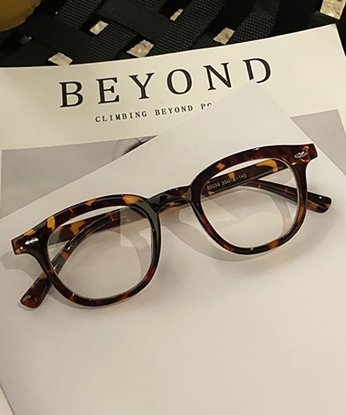 Bifrost（ビフレスト）の「ウェリントン クリアレンズファッションメガネ 伊達めがね（メガネ・レディース・ブラック/モカ/ブラウン/アイボリー・FREE）」の2枚目の写真