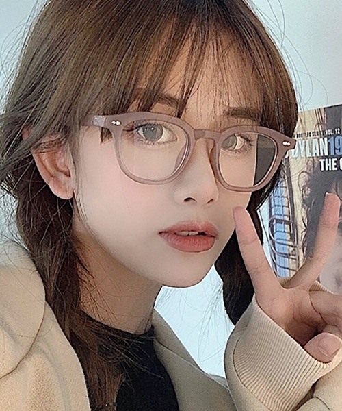 Bifrost（ビフレスト）の「ウェリントン クリアレンズファッションメガネ 伊達めがね（メガネ・レディース・ブラック/モカ/ブラウン/アイボリー・FREE）」の10枚目の写真