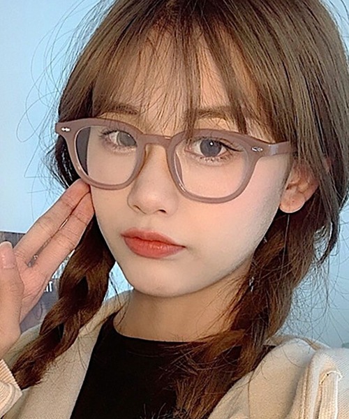 Bifrost（ビフレスト）の「ウェリントン クリアレンズファッションメガネ 伊達めがね（メガネ・レディース・ブラック/モカ/ブラウン/アイボリー・FREE）」の6枚目の写真