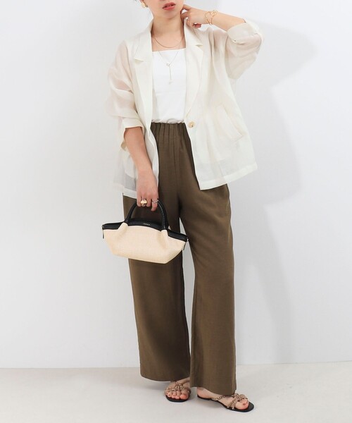 MICO COULIER（ミコクリエ）の「光沢エアリーテーラードジャケット七分袖（テーラードジャケット・レディース・キナリ/ベージュ/ブラック・38）」の4枚目の写真