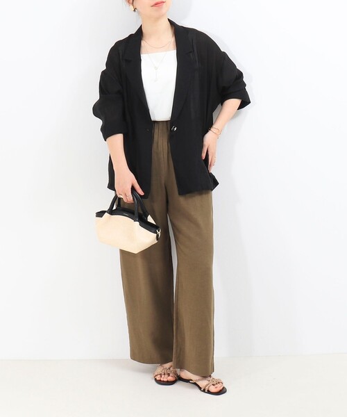 MICO COULIER（ミコクリエ）の「光沢エアリーテーラードジャケット七分袖（テーラードジャケット・レディース・キナリ/ベージュ/ブラック・38）」の15枚目の写真