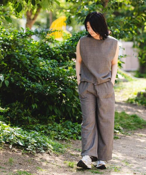 EKAL（エカル）の「『UR TECH DRYLUXE』『吸水速乾/UVカット』ハイツイストフレンチスリーブブラウス（シャツ/ブラウス・レディース・チャコールグレー/モカ/ネイビー・ONE）」の18枚目の写真