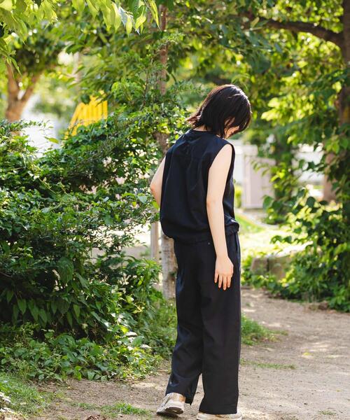 EKAL（エカル）の「『UR TECH DRYLUXE』『吸水速乾/UVカット』ハイツイストフレンチスリーブブラウス（シャツ/ブラウス・レディース・チャコールグレー/モカ/ネイビー・ONE）」の6枚目の写真