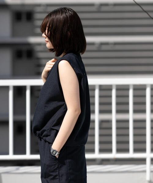 EKAL（エカル）の「『UR TECH DRYLUXE』『吸水速乾/UVカット』ハイツイストフレンチスリーブブラウス（シャツ/ブラウス・レディース・チャコールグレー/モカ/ネイビー・ONE）」の8枚目の写真