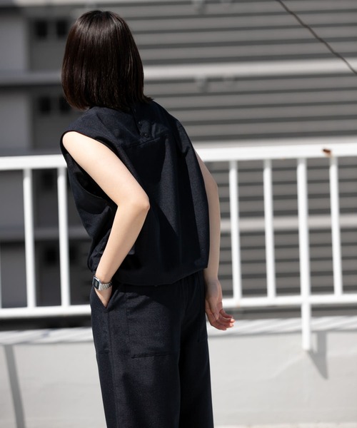 『UR TECH DRYLUXE』『吸水速乾/UVカット』ハイツイストフレンチスリーブブラウス URBAN RESEARCH DOORS｜『UR TECH DRYLUXE』『吸水速乾/UVカット