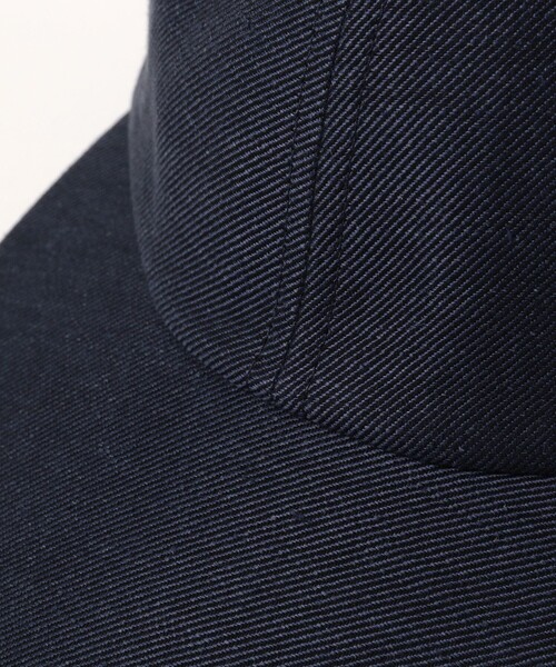 BEAMS F（ビームスエフ）の「【別注】Crambes / GANG リネンコットン ベースボールキャップ（ハット・メンズ・ネイビー・ONE SIZE）」の4枚目の写真