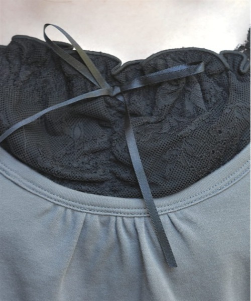 axes femme(アクシーズファム)の「ドロストレイヤード風トップス(Tシャツ/カットソー・レディース・ブラック/キナリ/チャコール・FREE)」の6枚目の写真