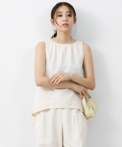 F by ROSSO(エフバイロッソ)の「F by ROSSO 撥水ナイロンプルオーバー(Tシャツ/カットソー・レディース・ブラック/アイボリー/ブラウン・FREE)」の2枚目の写真