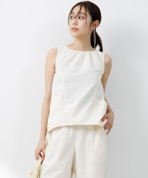 F by ROSSO(エフバイロッソ)の「F by ROSSO 撥水ナイロンプルオーバー(Tシャツ/カットソー・レディース・ブラック/アイボリー/ブラウン・FREE)」の20枚目の写真