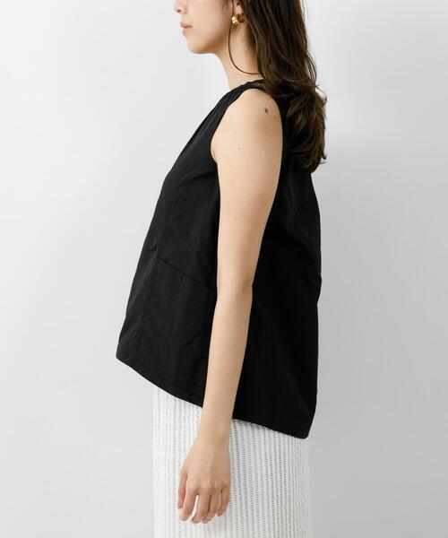 F by ROSSO(エフバイロッソ)の「F by ROSSO 撥水ナイロンプルオーバー(Tシャツ/カットソー・レディース・ブラック/アイボリー/ブラウン・FREE)」の13枚目の写真