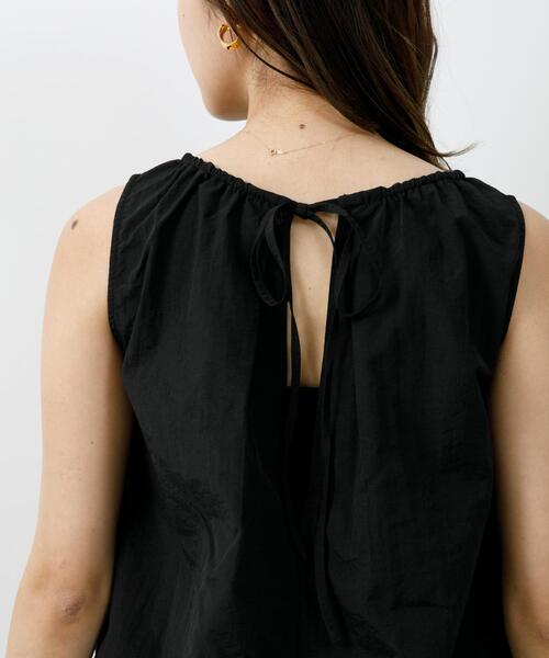 F by ROSSO(エフバイロッソ)の「F by ROSSO 撥水ナイロンプルオーバー(Tシャツ/カットソー・レディース・ブラック/アイボリー/ブラウン・FREE)」の17枚目の写真