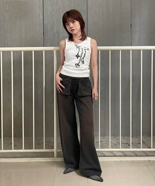 Oriens JOURNAL STANDARD（オリエンス ジャーナルスタンダード）の「チャームグラフィック タンクトップ（タンクトップ・レディース・ブラック/ホワイト・FREE）」の15枚目の写真