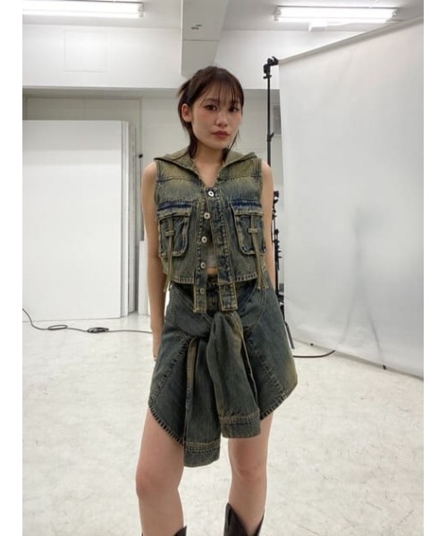 LAGUA GEM(ラグアジェム)の「WRAP SLEEVE デニムショートパンツ(デニムパンツ・レディース・ブルー/ブラック・X-SMALL/SMALL/MEDIUM)」の9枚目の写真