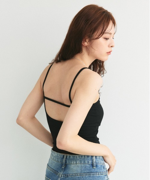 ad thie(アドティエ)の「カップ付き レース切り替え バックオープンキャミソール(キャミソール・レディース・ブラック/杢グレー/オフホワイト・FREE)」の19枚目の写真