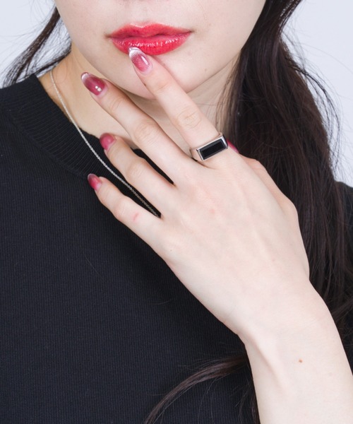 TOM WOOD（トムウッド）の「【TOMWOOD(トムウッド)】Peaky Ring ピンキーリング 指輪 Polished Onyx リング（リング・レディース・シルバー・50/52/54/56）」の12枚目の写真