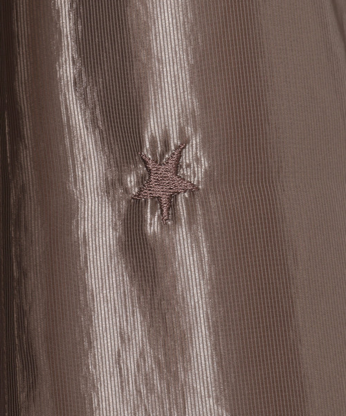 CONVERSE TOKYO(コンバーストウキョウ)の「WAIST LOGO SHINY SHEER SKIRT(スカート・レディース・ベージュ/カーキ/ブラック・FREE)」の16枚目の写真