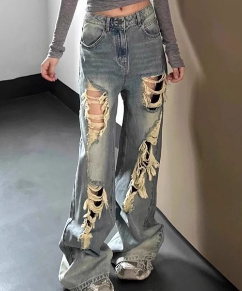 Achic(アシック)の「ヘビーグランジクラッシュワイドデニムパンツ(デニムパンツ・レディース・ダークブルー/サックスブルー・S/M/L)」の1枚目の写真