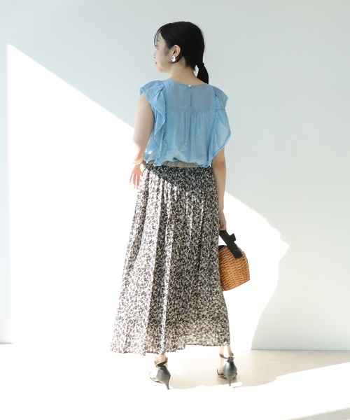 Jines（ジネス）の「インド刺繍ラッフルブラウス（シャツ/ブラウス・レディース・ブラック/ブルー・38）」の4枚目の写真