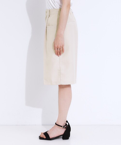 Cutie Blonde（キューティーブロンド）の「【S-LL】大人のための 麻調タックハーフパンツ（その他パンツ・レディース・ブラック/ナチュラル・04/01/02/03）」の12枚目の写真
