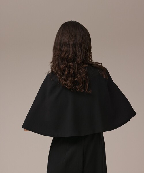 GRACE CONTINENTAL(グレースコンチネンタル)の「ケープボレロ(カーディガン/ボレロ・レディース・ベージュ/グレー/ブラック・38/36)」の18枚目の写真