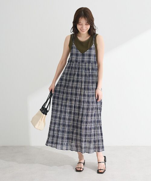 Green Parks(グリーンパークス)の「インド綿 ボリュームキャミワンピース(ワンピース・レディース・ブラック/グレー/ネイビー/ブラウン・FREE)」の4枚目の写真