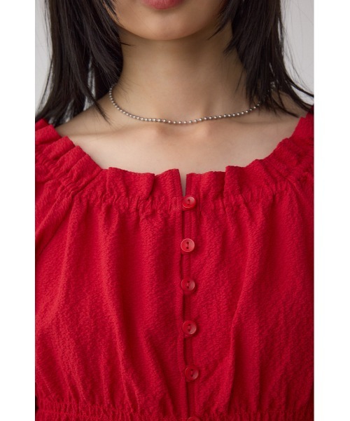 AZUL by moussy(アズールバイマウジー)の「ギャザーフリル2WAYブラウス(シャツ/ブラウス・レディース・アイボリー/ブラック/レッド・FREE)」の9枚目の写真